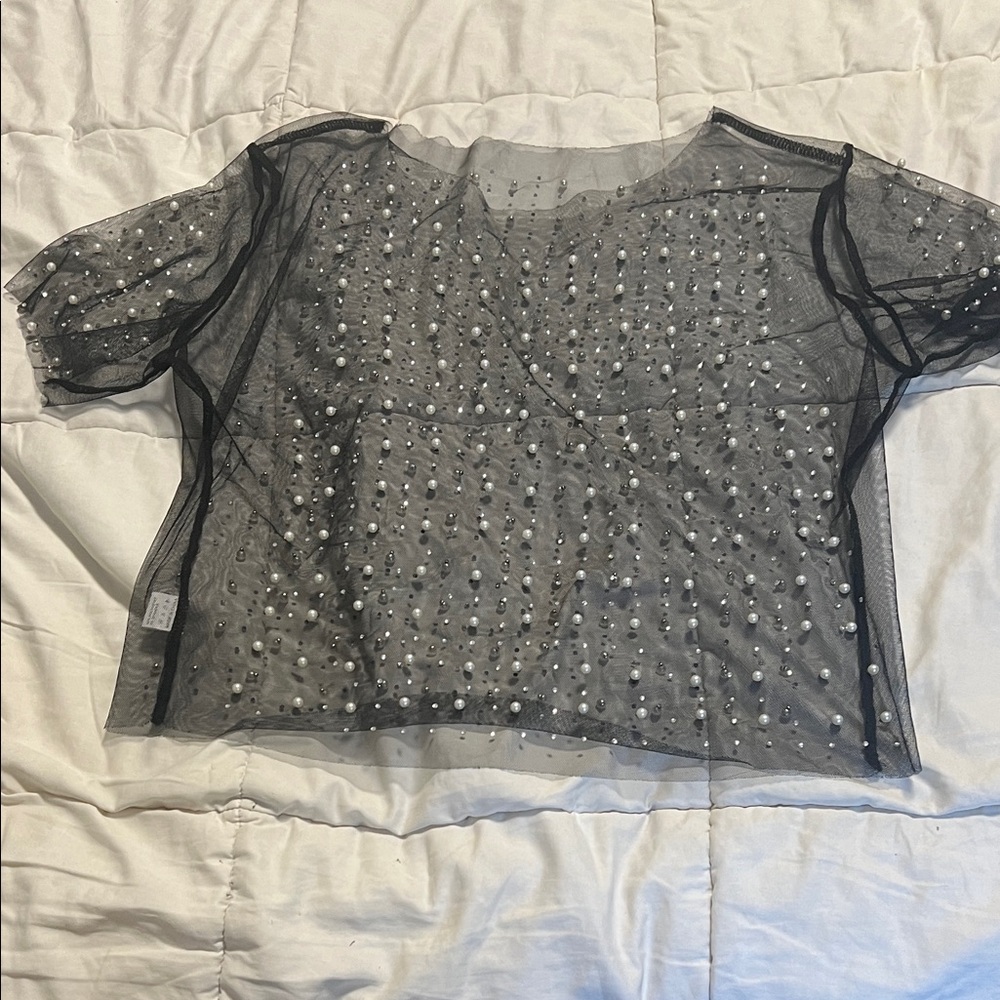 Amazon Black Sheer Short Sleeve Top with White Accents